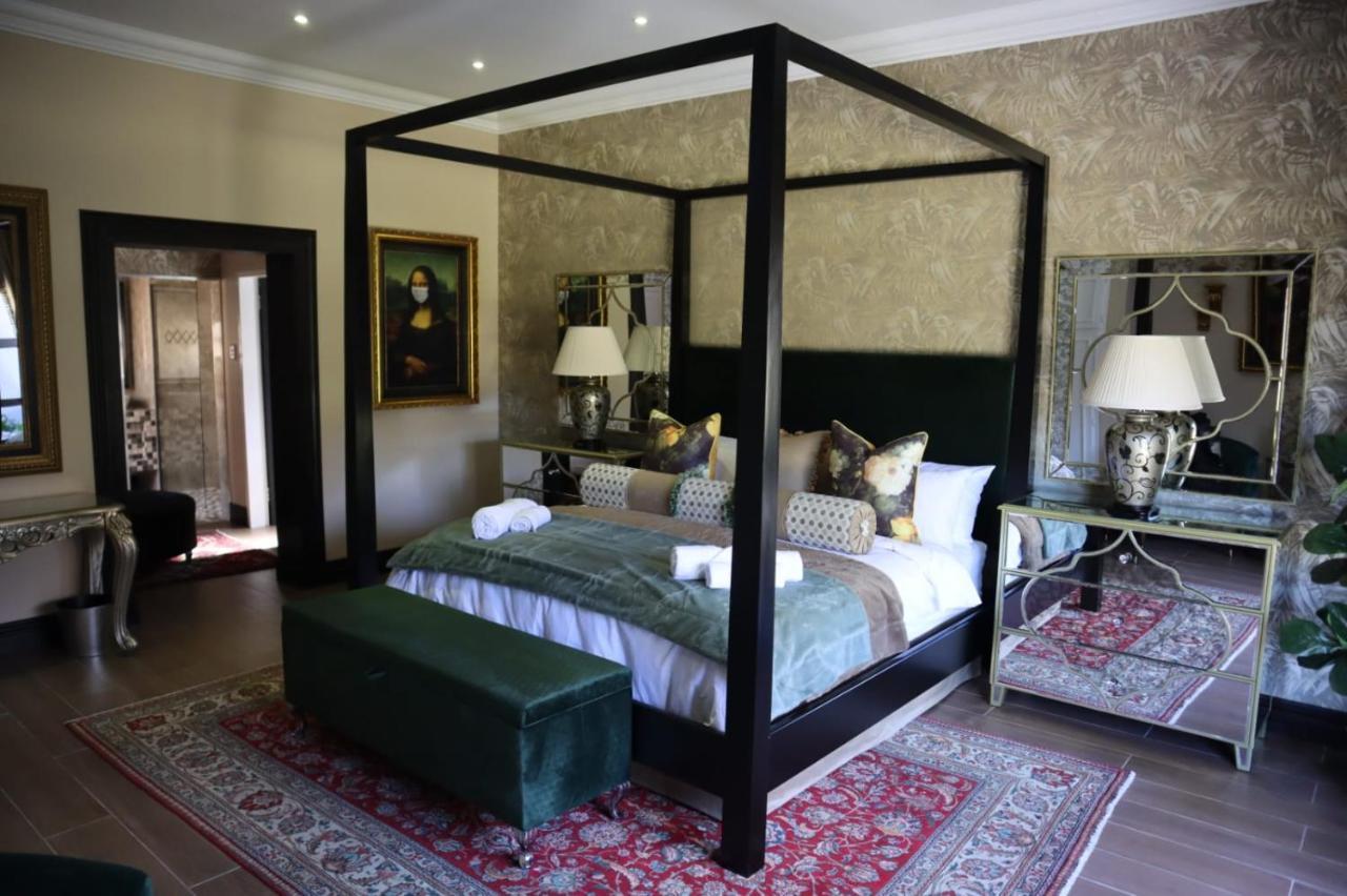 Villa Grande Luxury Accommodation เวลคอม ภายนอก รูปภาพ