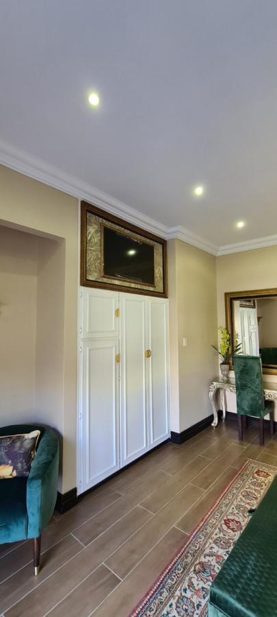 Villa Grande Luxury Accommodation เวลคอม ภายนอก รูปภาพ