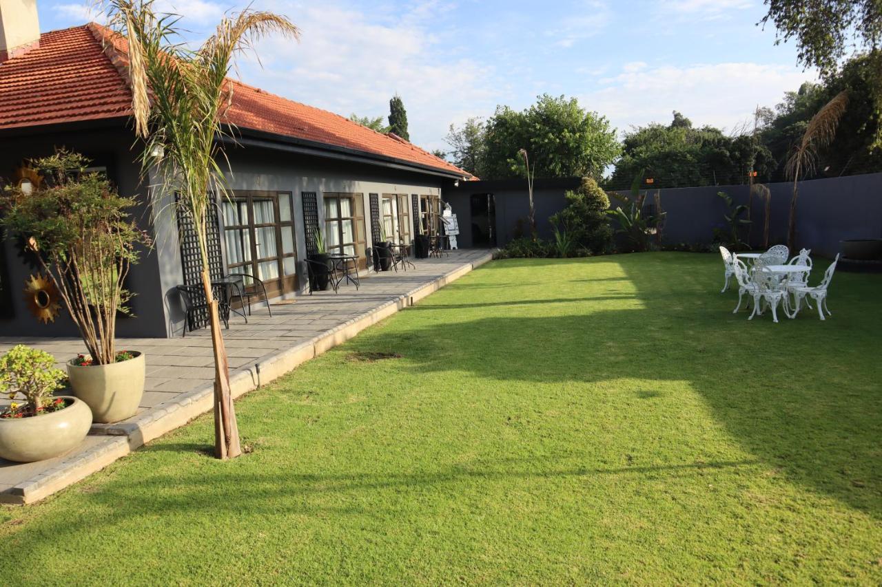 Villa Grande Luxury Accommodation เวลคอม ภายนอก รูปภาพ